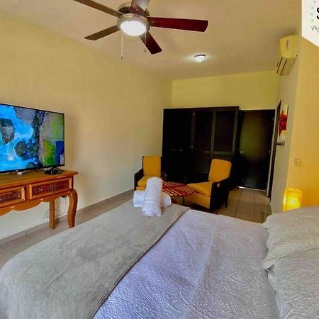 Willa Amplia Y Calida Casa Cerca De Plaza Las Americas Cancún Zewnętrze zdjęcie
